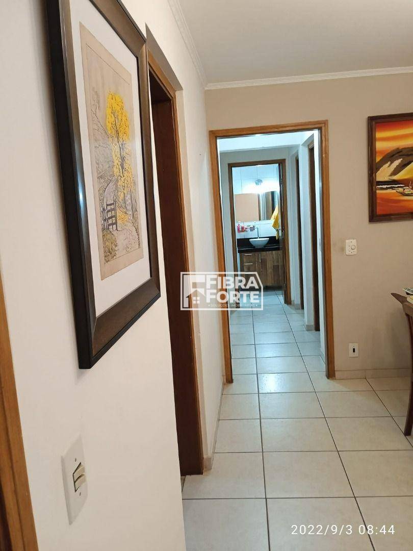 Apartamento à venda com 2 quartos, 70m² - Foto 6