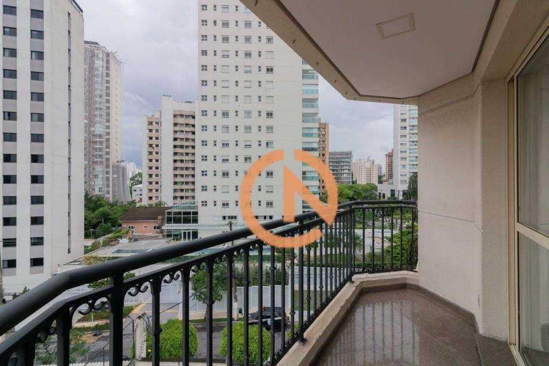Apartamento para alugar com 3 quartos, 165m² - Foto 29