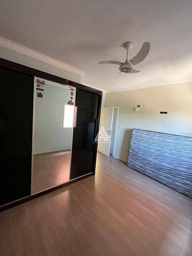 Sobrado à venda com 3 quartos, 266m² - Foto 51