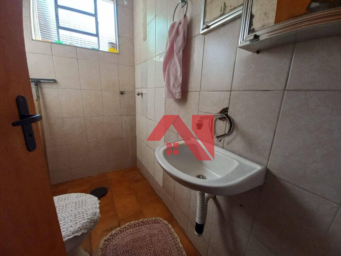 Casa à venda com 2 quartos, 90m² - Foto 11