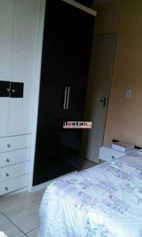 Apartamento à venda com 2 quartos, 48m² - Foto 4