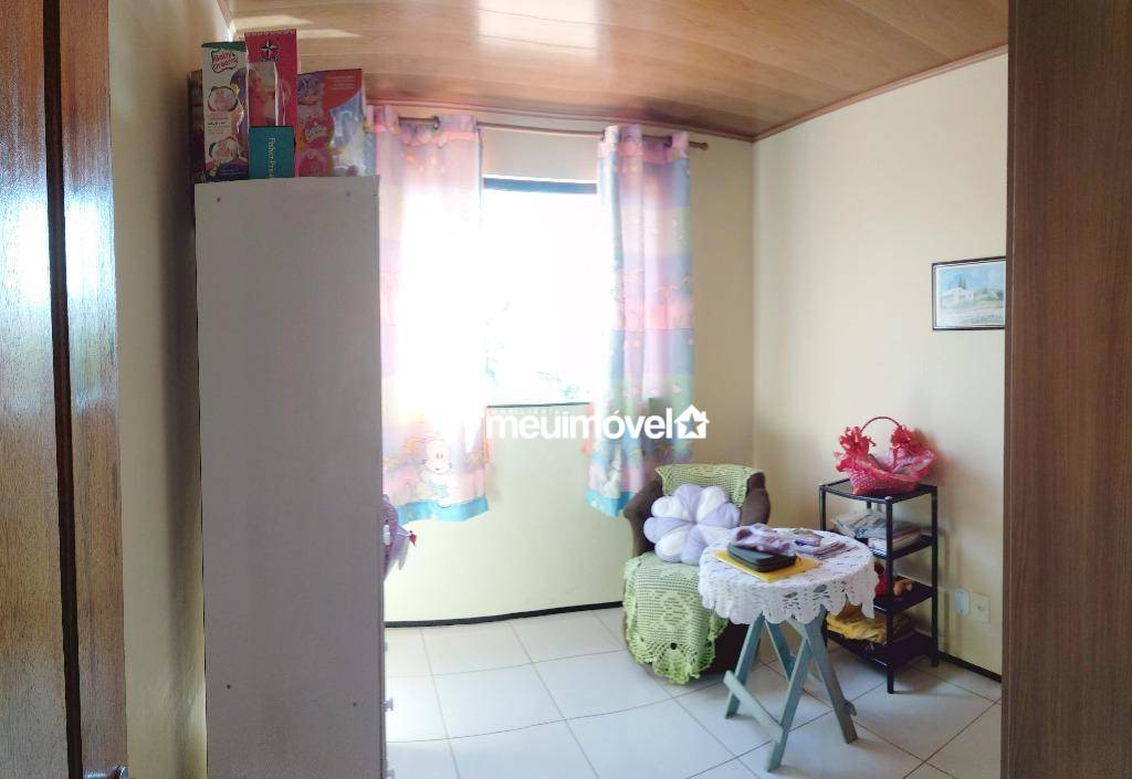 Casa à venda com 3 quartos, 300m² - Foto 10