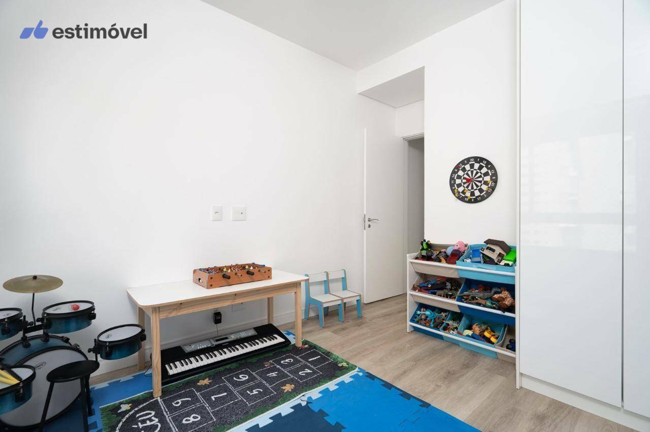 Apartamento à venda com 3 quartos, 158m² - Foto 6