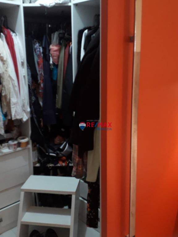 Apartamento à venda com 3 quartos, 97m² - Foto 16