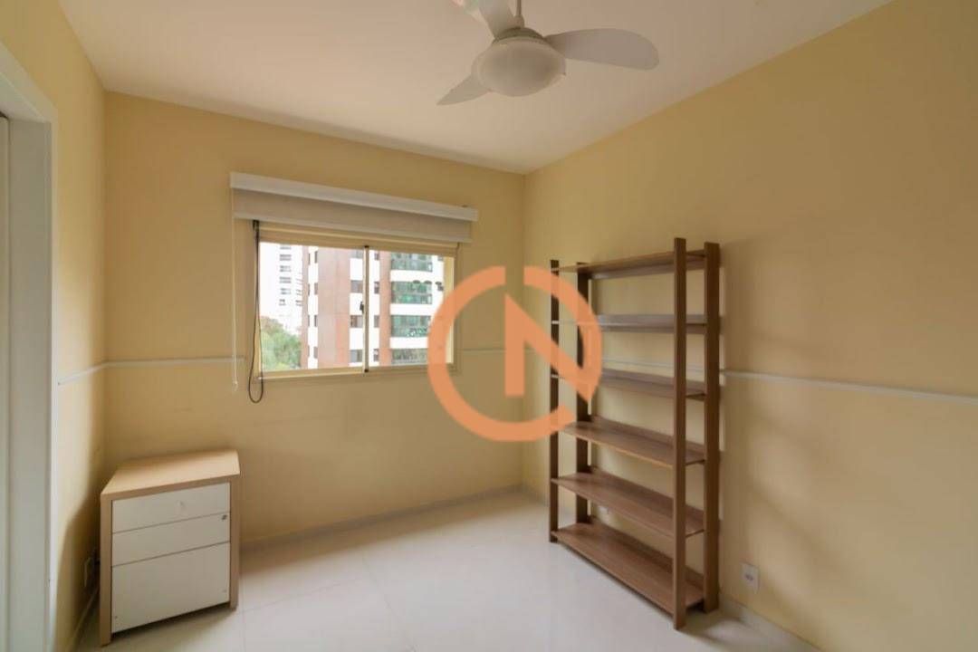 Apartamento para alugar com 3 quartos, 165m² - Foto 15