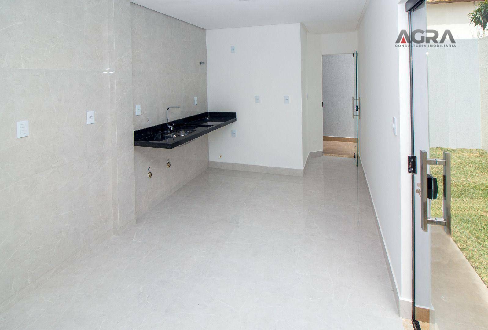 Casa à venda com 3 quartos, 130m² - Foto 5