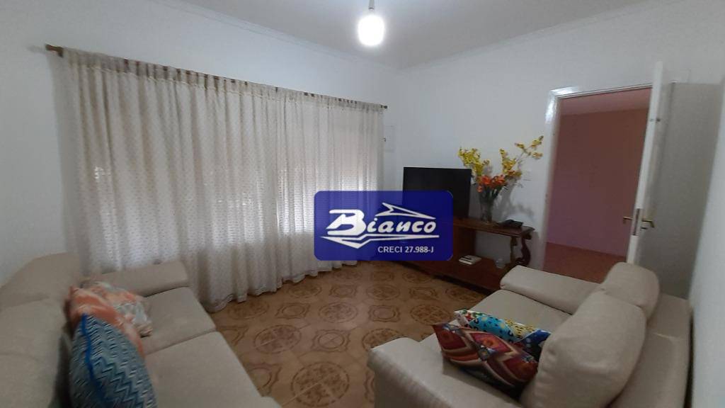 Sobrado à venda com 5 quartos, 125m² - Foto 2