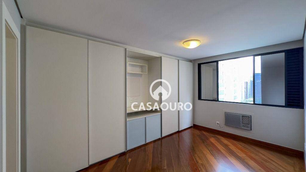 Apartamento à venda com 4 quartos, 280m² - Foto 26