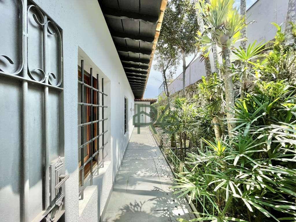 Casa de Condomínio à venda com 4 quartos, 548m² - Foto 59