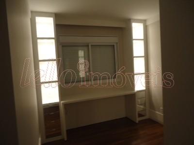 Apartamento para alugar com 3 quartos, 180m² - Foto 6