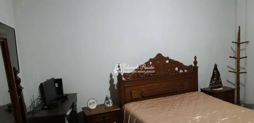 Casa à venda com 3 quartos, 109m² - Foto 9