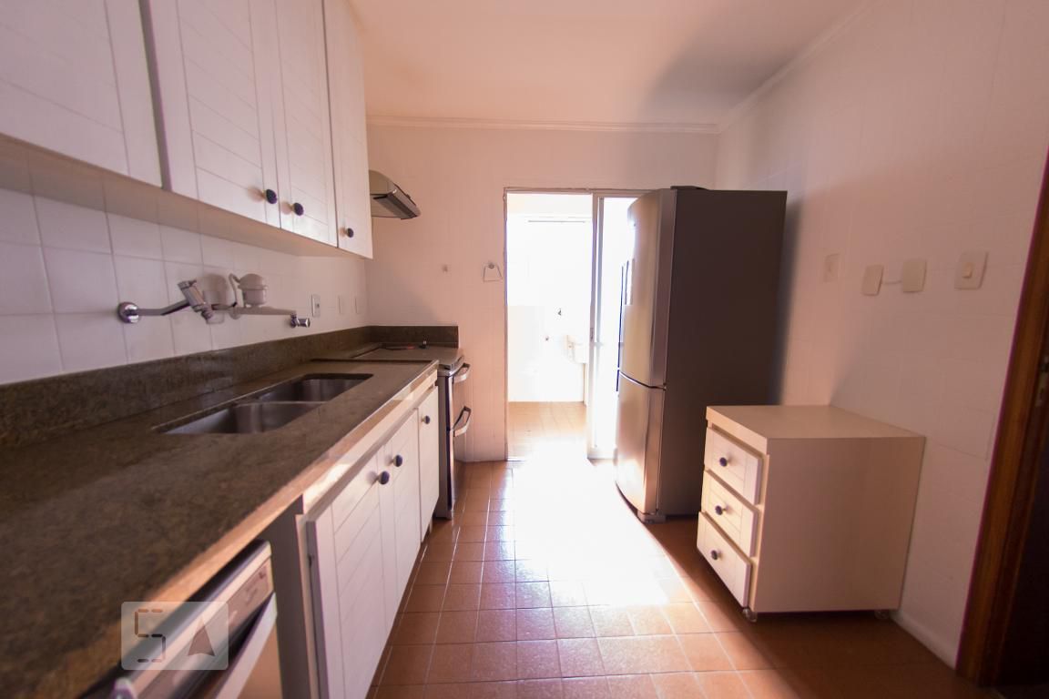 Apartamento à venda com 3 quartos, 198m² - Foto 11