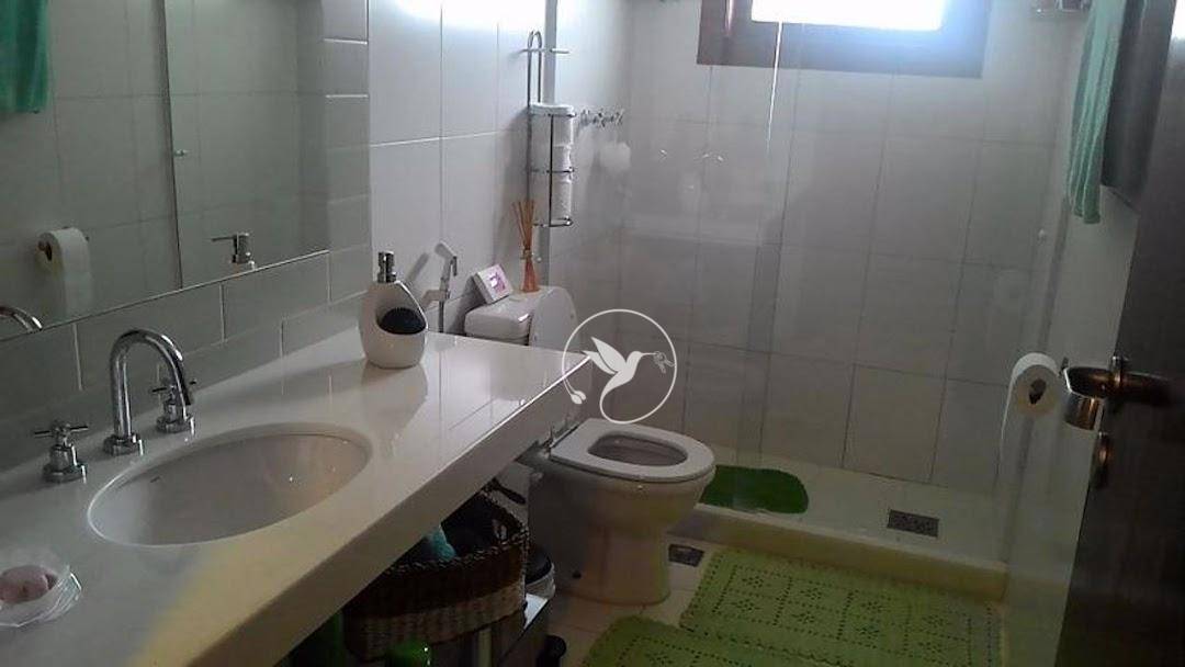 Casa de Condomínio à venda com 5 quartos, 260m² - Foto 40