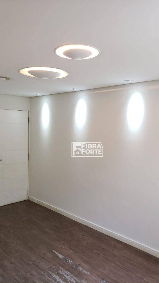 Apartamento à venda com 3 quartos, 77m² - Foto 4