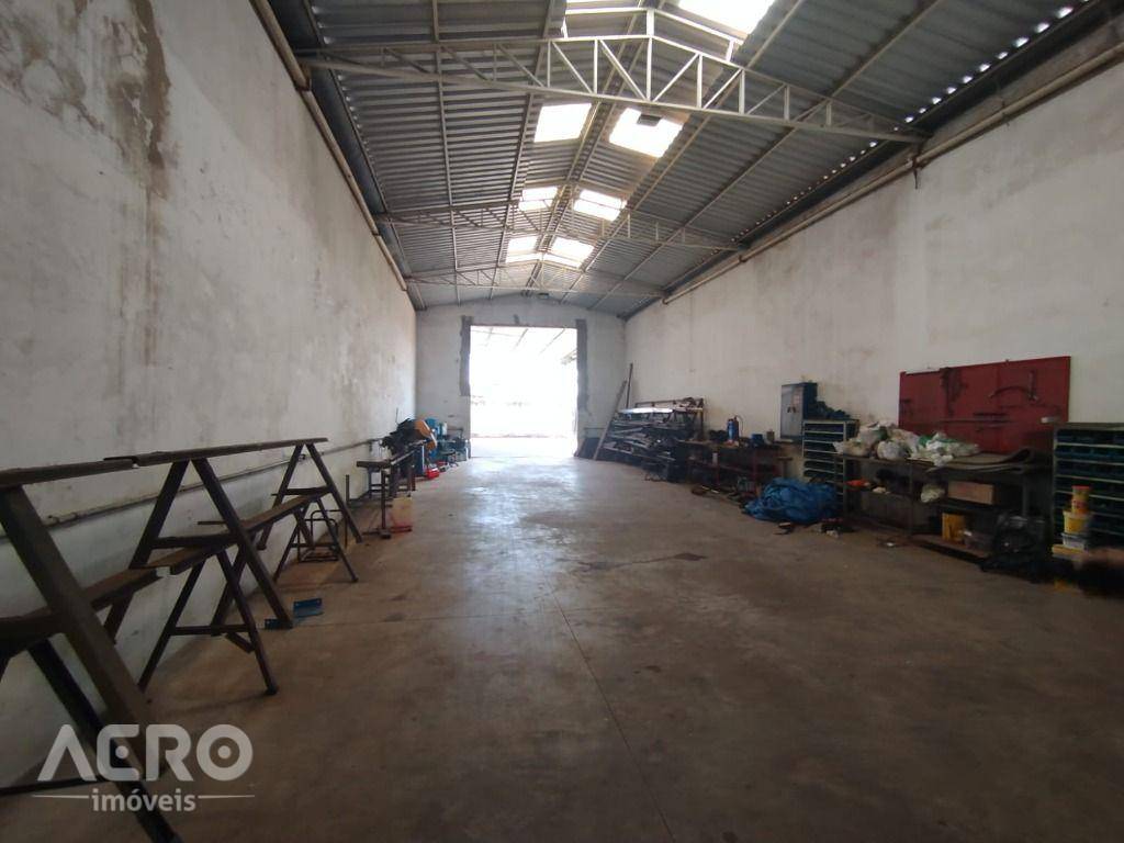 Depósito-Galpão-Armazém para alugar, 650m² - Foto 8