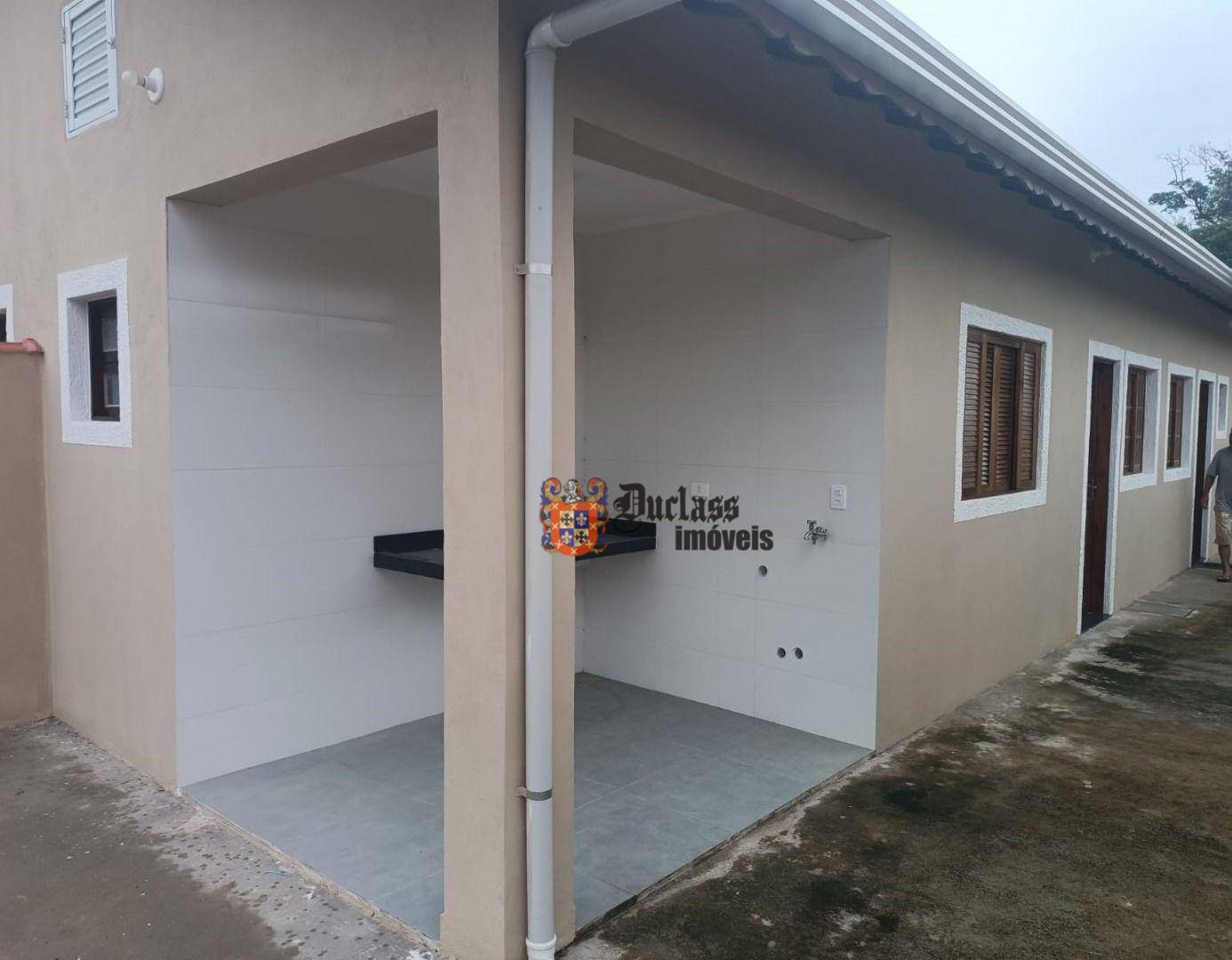 Casa à venda com 2 quartos, 55m² - Foto 15