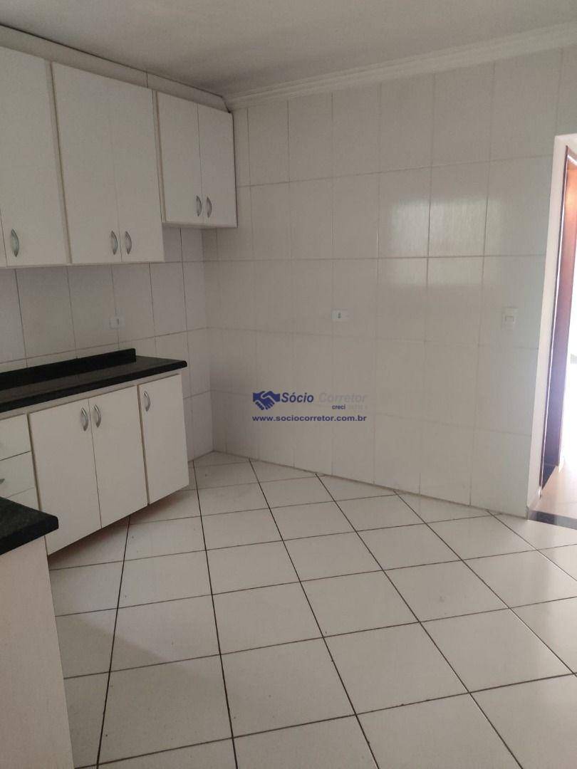 Sobrado à venda com 2 quartos, 75m² - Foto 6