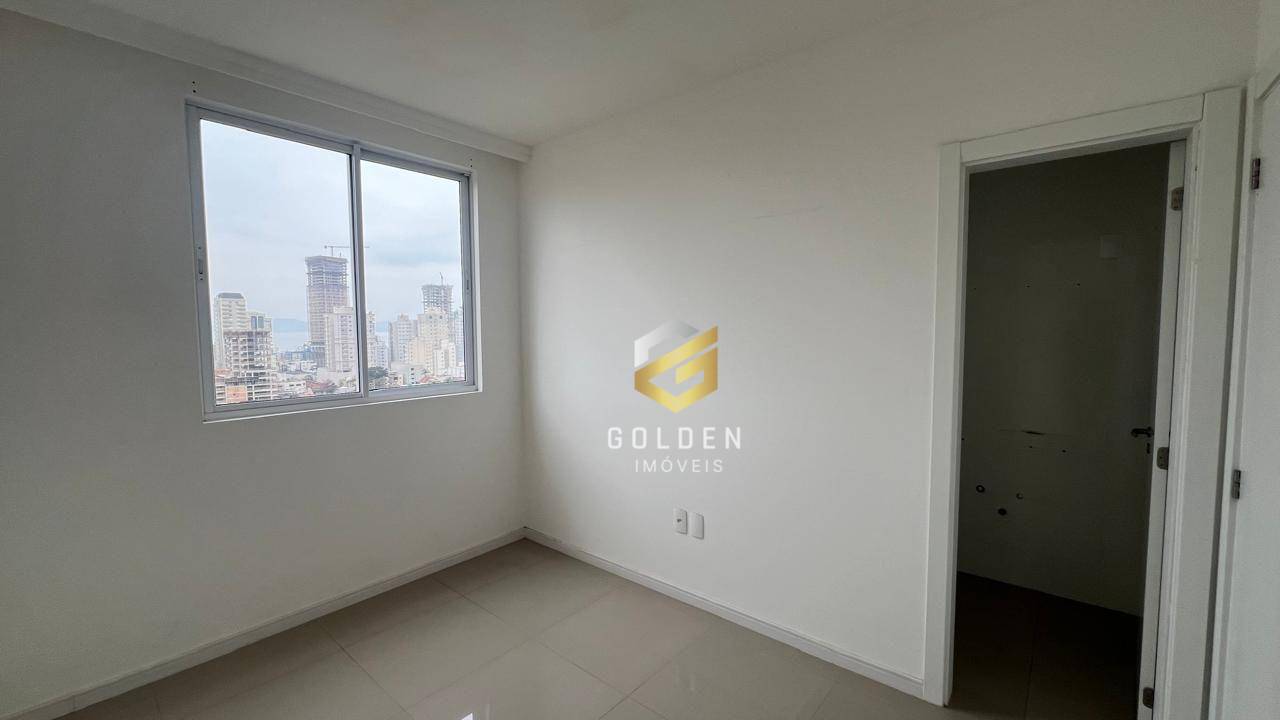 Apartamento à venda com 2 quartos, 70m² - Foto 8