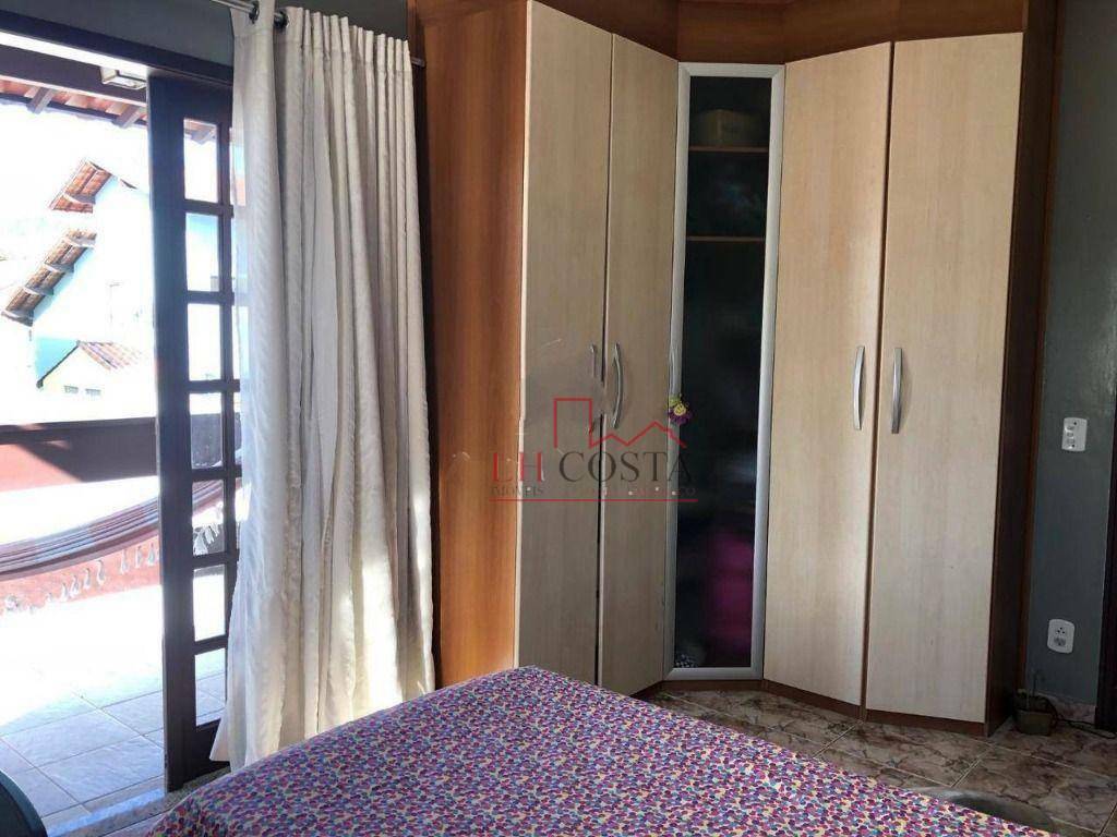 Casa de Condomínio à venda com 5 quartos, 274m² - Foto 21