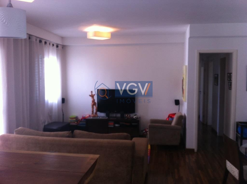 Apartamento à venda com 3 quartos, 112m² - Foto 3