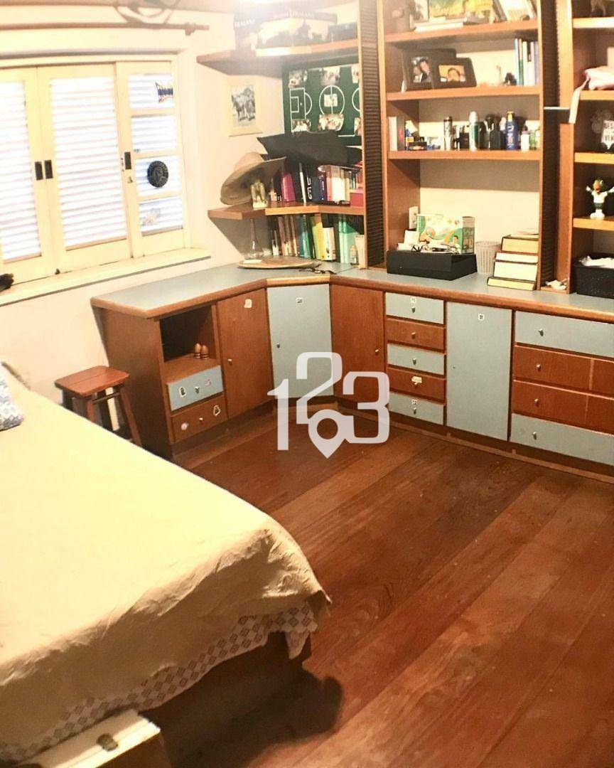 Casa à venda com 3 quartos, 320m² - Foto 22