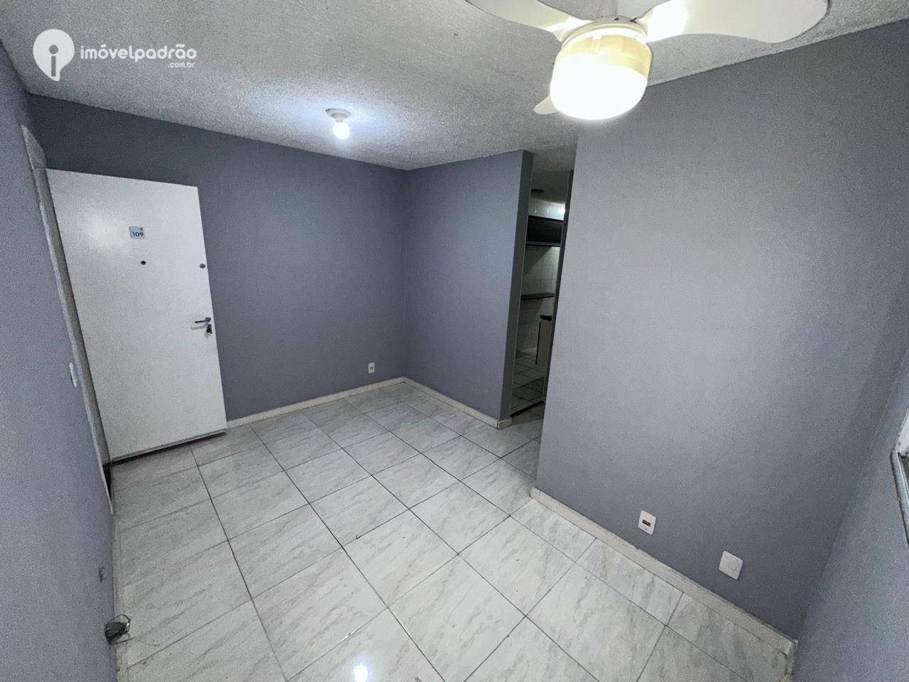 Apartamento à venda com 2 quartos, 51m² - Foto 3