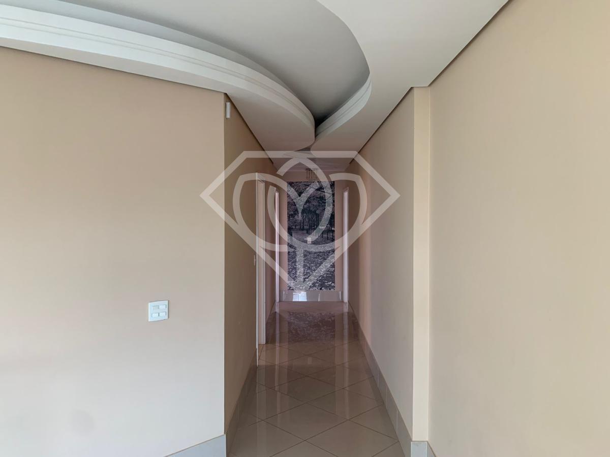 Sobrado à venda com 4 quartos, 350m² - Foto 2