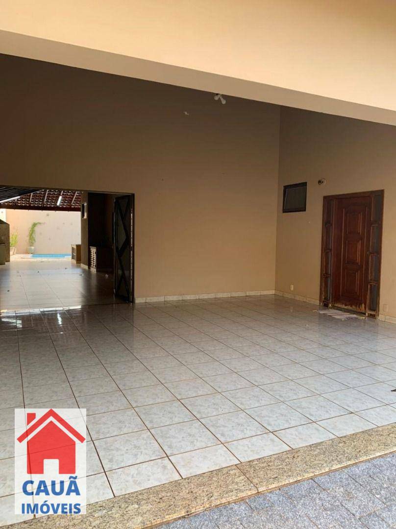 Casa, 3 quartos, 240 m² - Foto 4