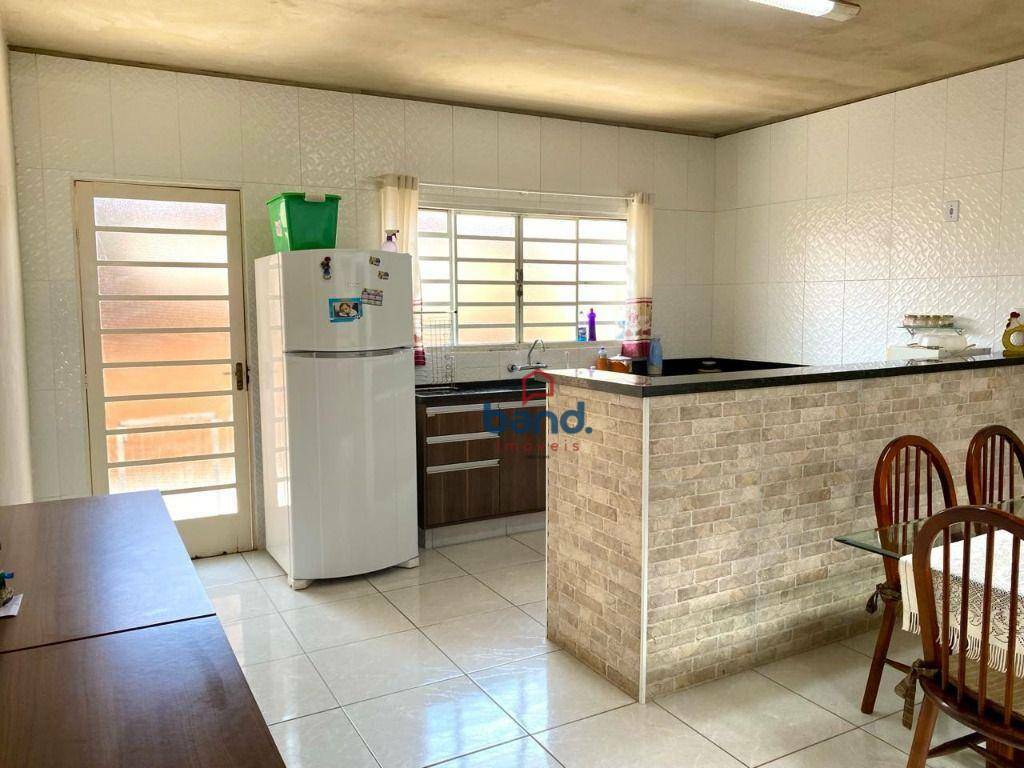 Casa à venda com 3 quartos, 193m² - Foto 8