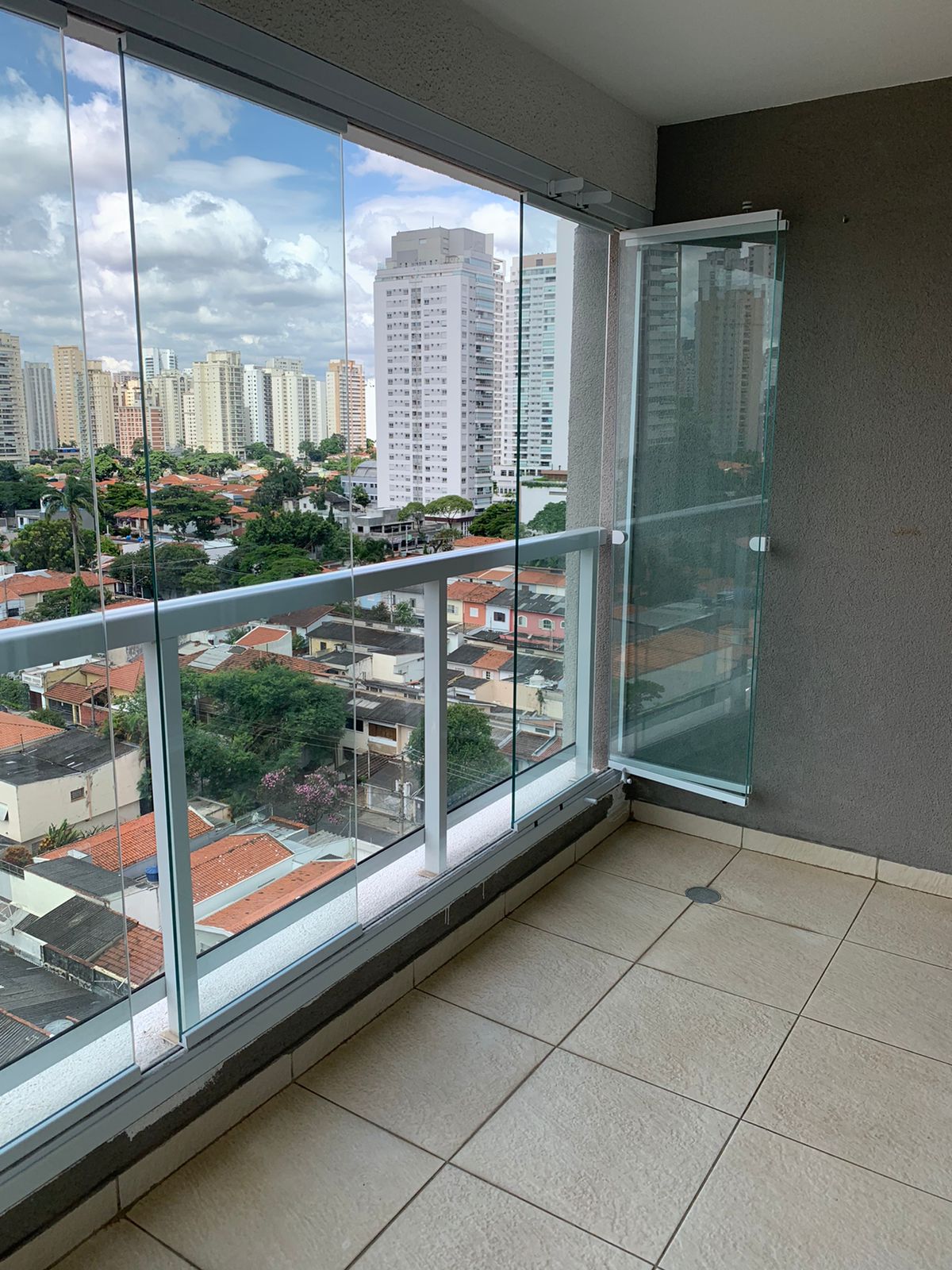 Apartamento à venda com 1 quarto, 45m² - Foto 10