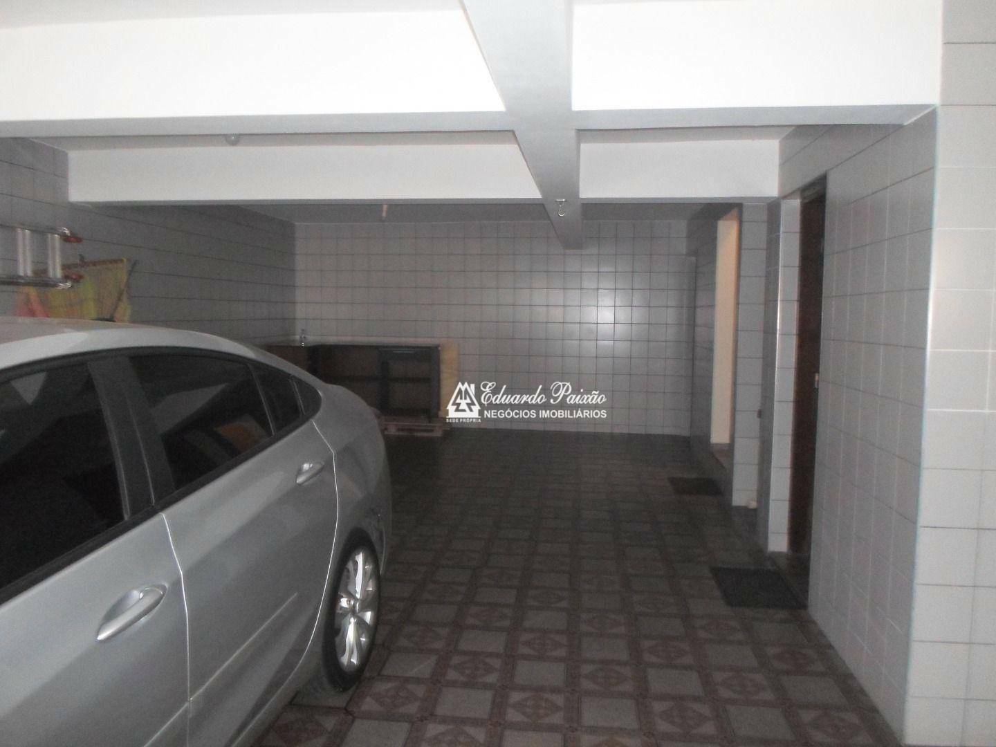 Casa à venda com 3 quartos, 246m² - Foto 5