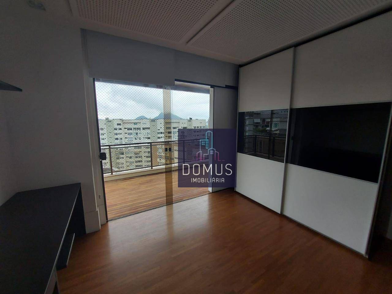 Apartamento à venda com 3 quartos, 150m² - Foto 10