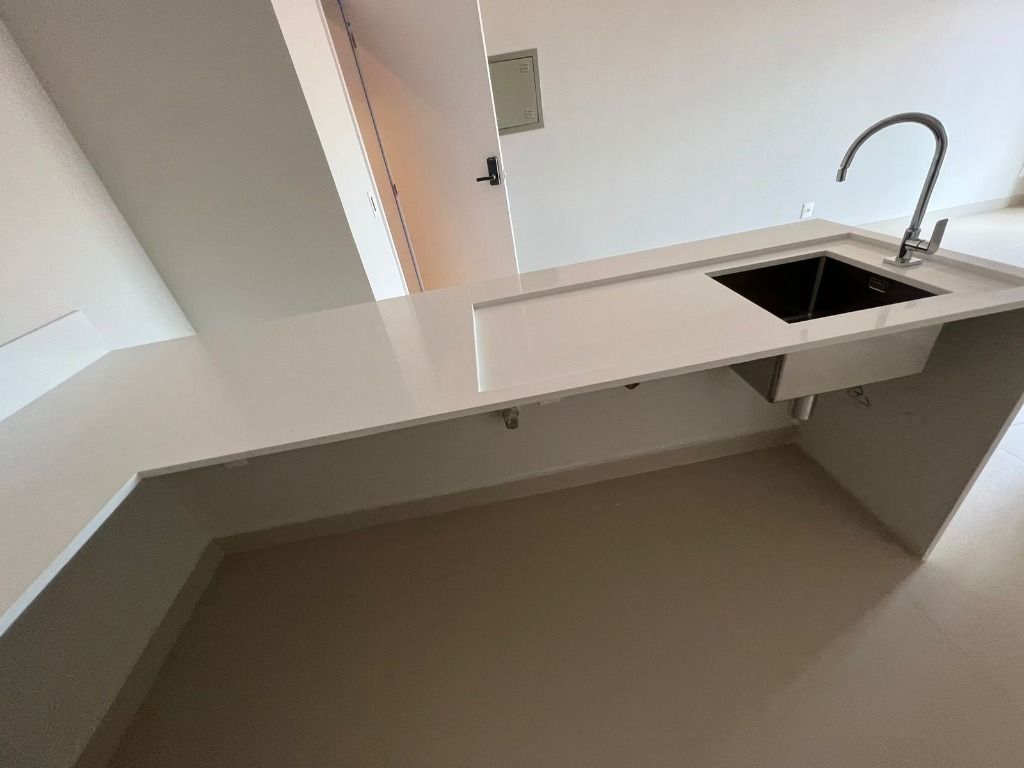 Apartamento à venda com 2 quartos, 62m² - Foto 13