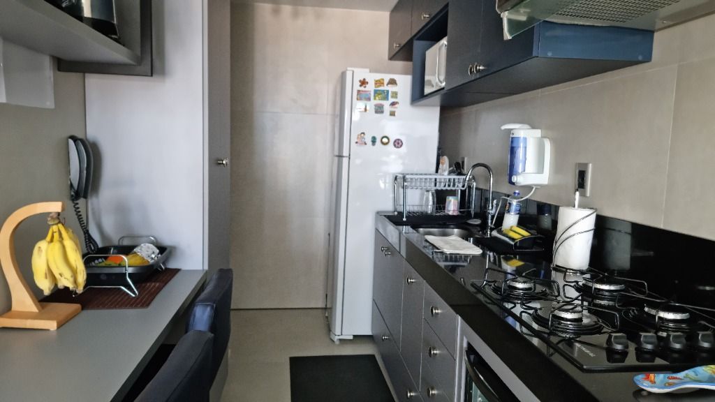 Apartamento à venda com 2 quartos, 62m² - Foto 3