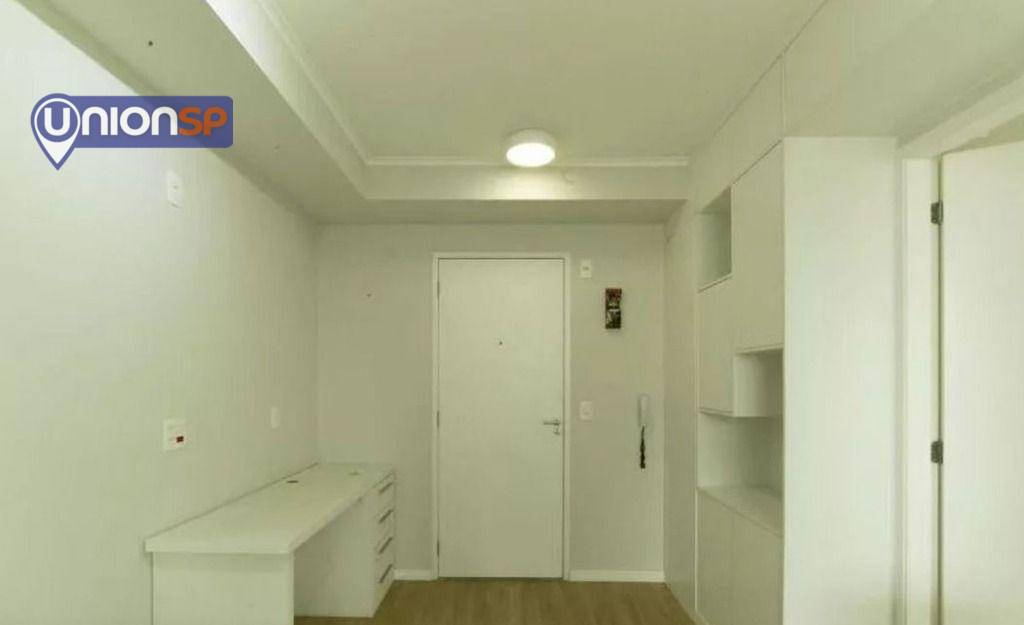 Apartamento à venda com 1 quarto, 39m² - Foto 2