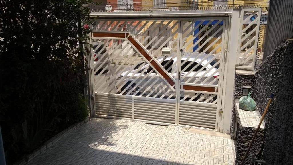 Sobrado à venda e aluguel com 3 quartos, 120m² - Foto 2