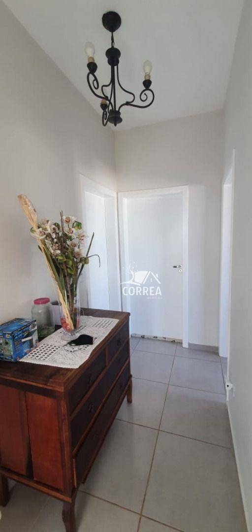 Casa à venda com 5 quartos, 220m² - Foto 10