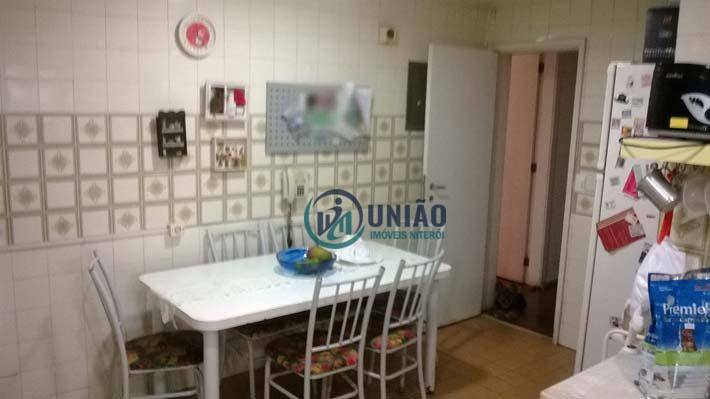 Apartamento à venda com 4 quartos, 158m² - Foto 6