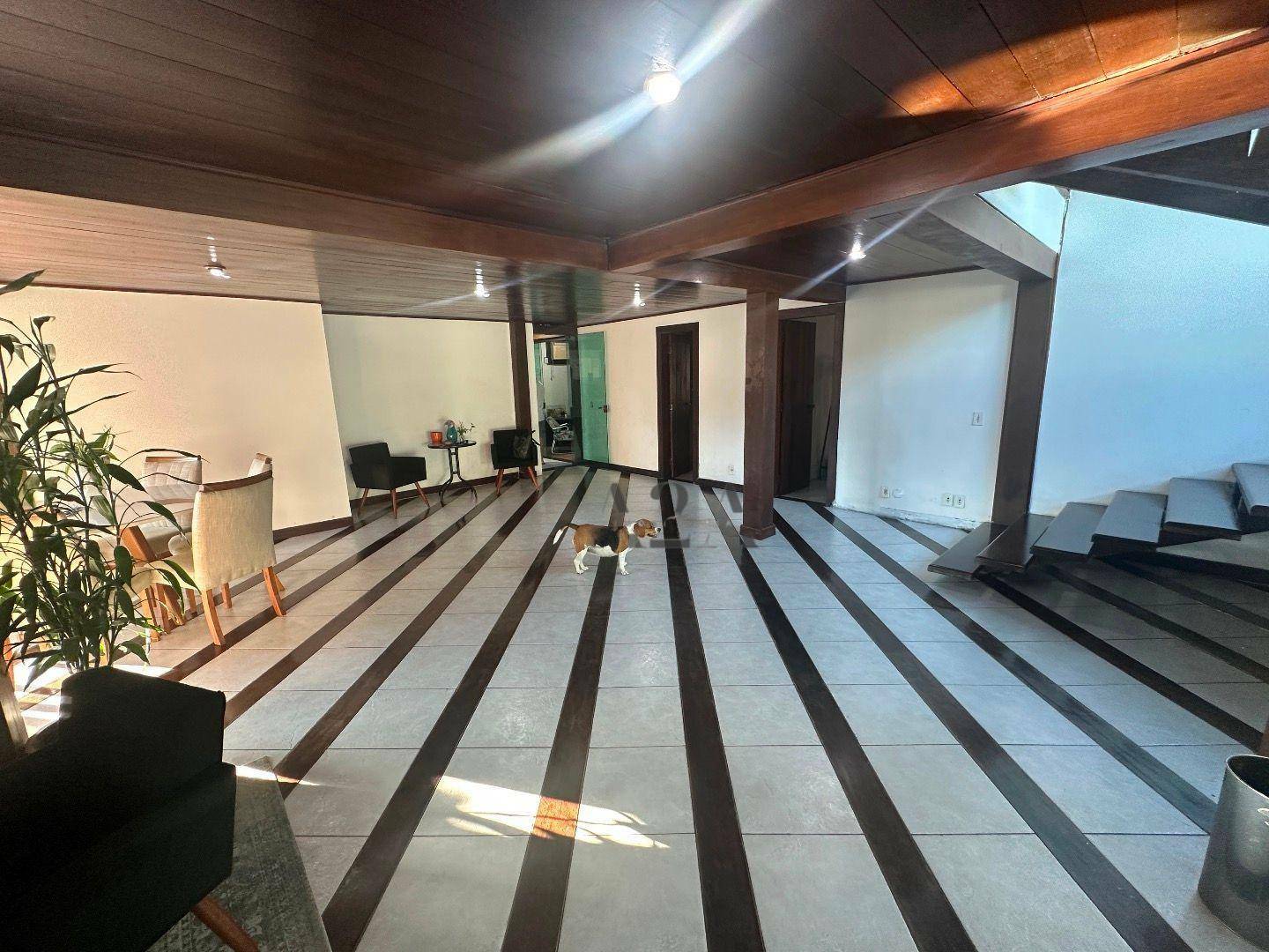 Casa de Condomínio à venda com 5 quartos, 350m² - Foto 34