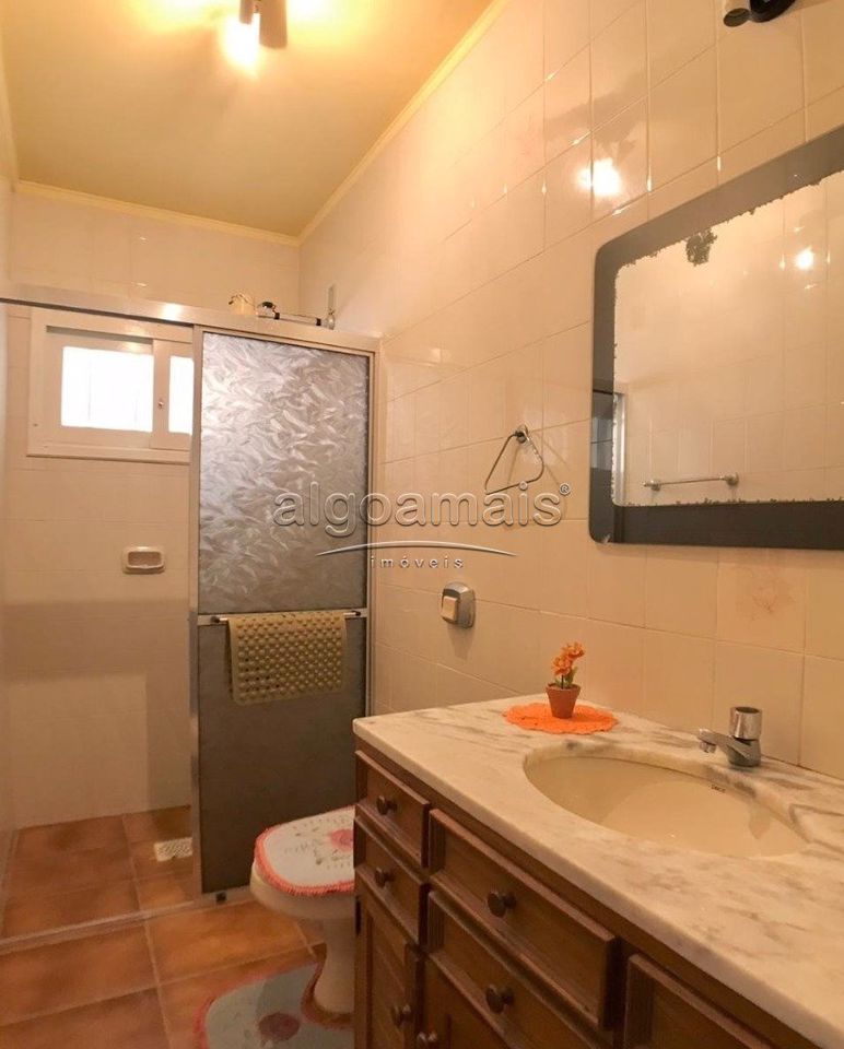 Casa à venda com 5 quartos, 200m² - Foto 7