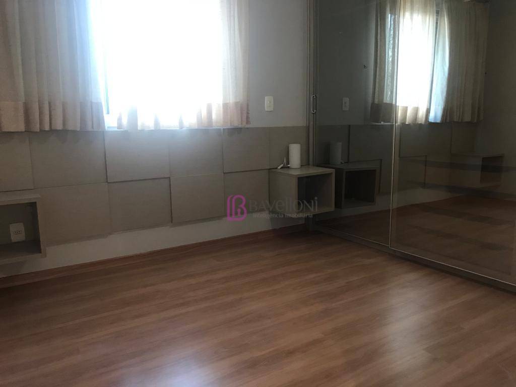 Apartamento para alugar com 2 quartos, 70m² - Foto 12