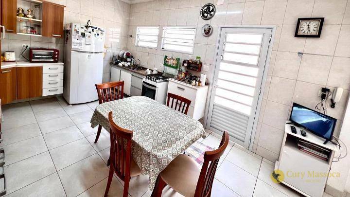 Casa à venda com 4 quartos, 208m² - Foto 25