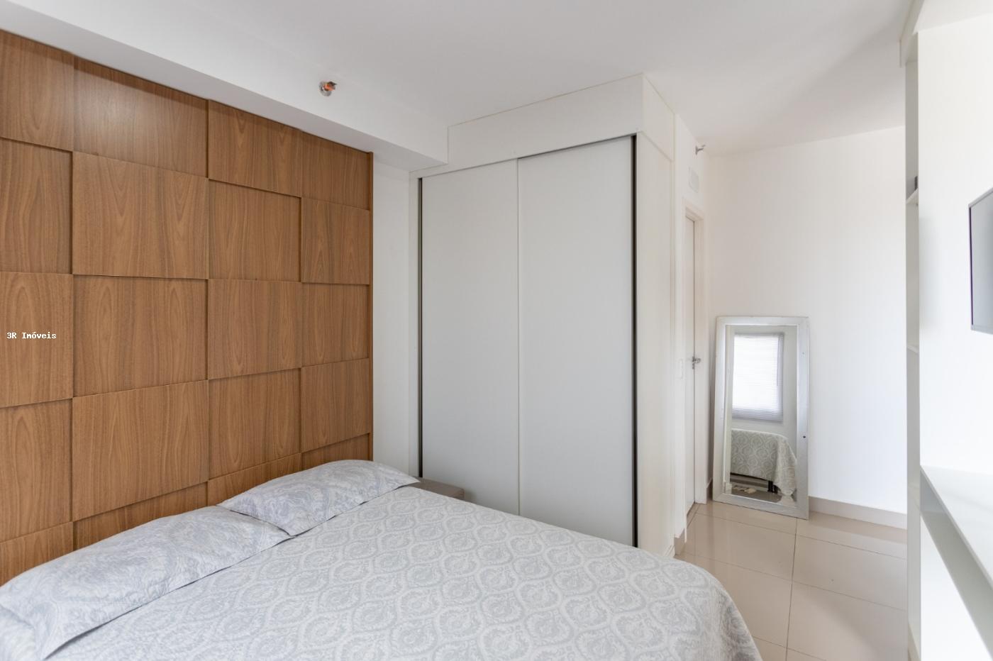 Apartamento à venda com 1 quarto, 37m² - Foto 1