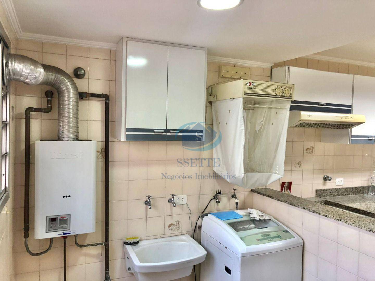 Apartamento à venda com 2 quartos, 72m² - Foto 2