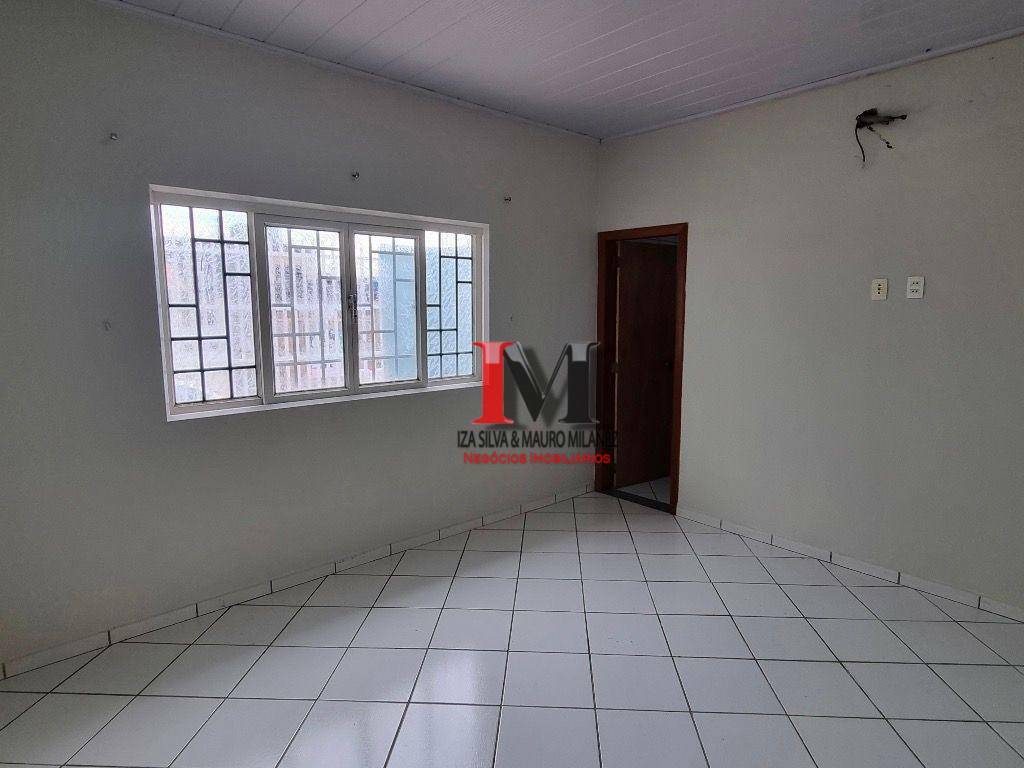 Casa para alugar com 3 quartos, 200m² - Foto 8