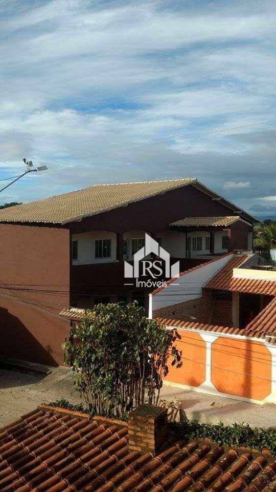 Casa de Condomínio à venda com 3 quartos, 180m² - Foto 2