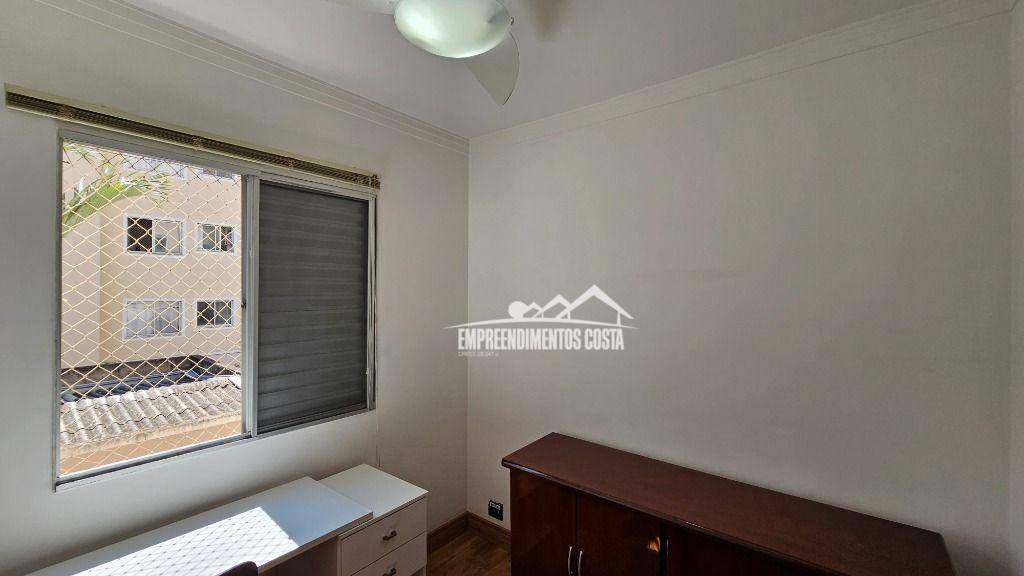 Apartamento para alugar com 3 quartos, 70m² - Foto 9