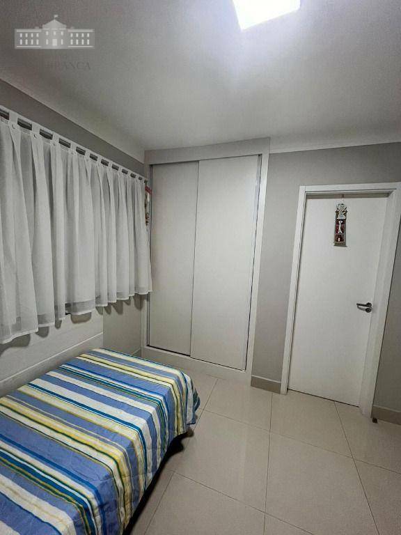 Apartamento à venda com 3 quartos, 142m² - Foto 17