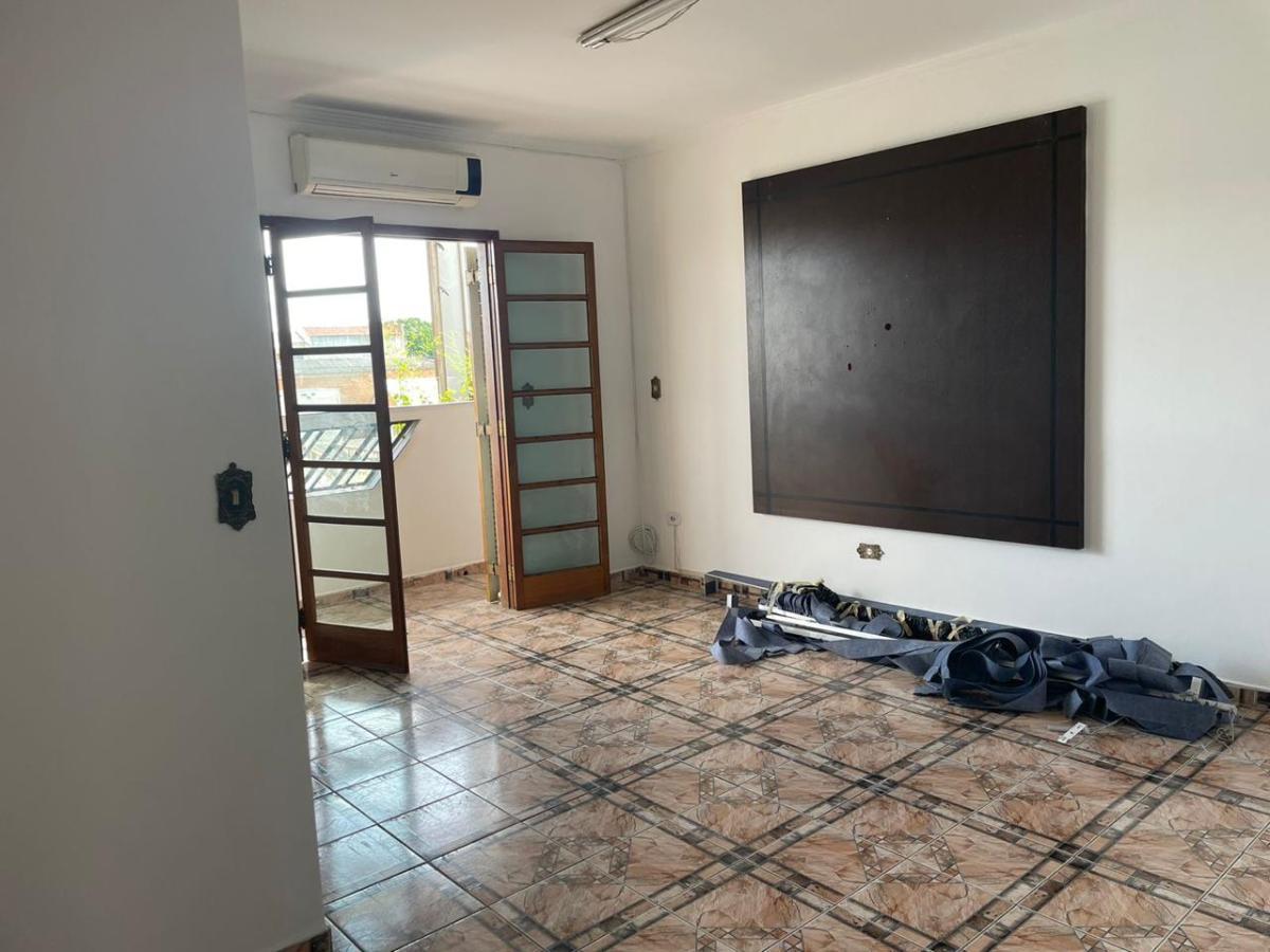 Prédio Inteiro para alugar com 2 quartos, 63m² - Foto 4