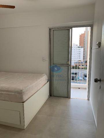 Apartamento à venda com 2 quartos, 60m² - Foto 2